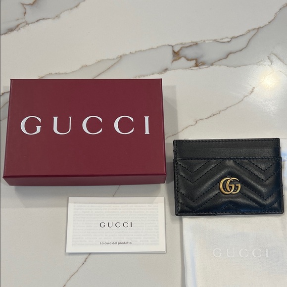 Gucci Accessories - New Gucci Black GG Marmont Chevron Leather Card Case